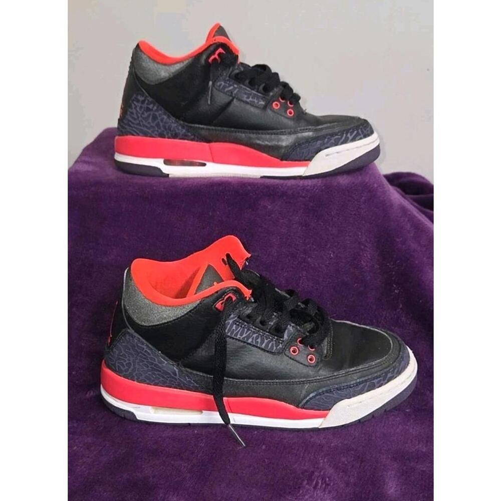 Boy's Air Jordan 3 Retro GS Crimson Sneakers Size 5Y